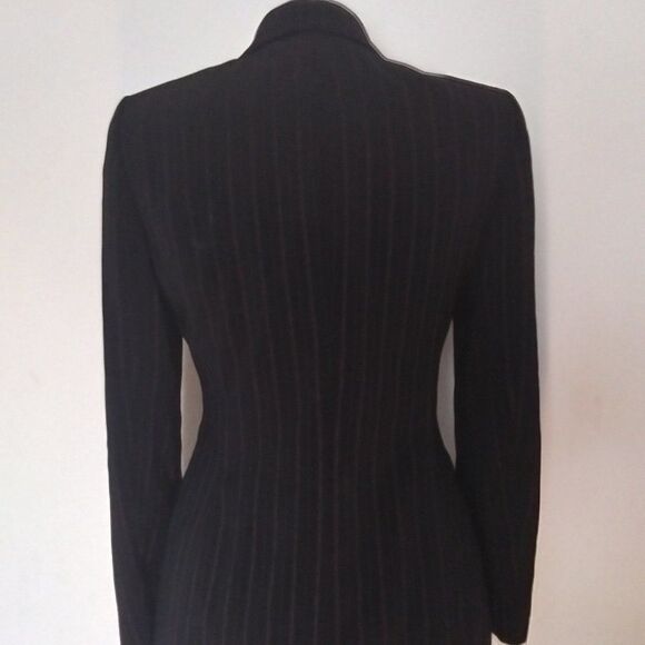 Jones Wear Women's Blazer Jacket 3 Button Notched Collar Pink Pinstripes… - Picture 5 of 10